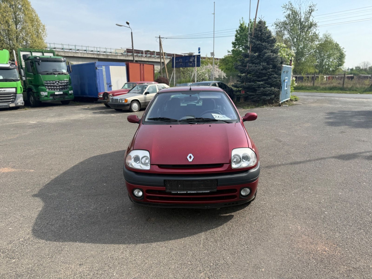 Renault Clio Basis 1.2 HU - Sedaan: pilt 1 Renault Clio Basis 1.2 HU - Sedaan: pilt 1