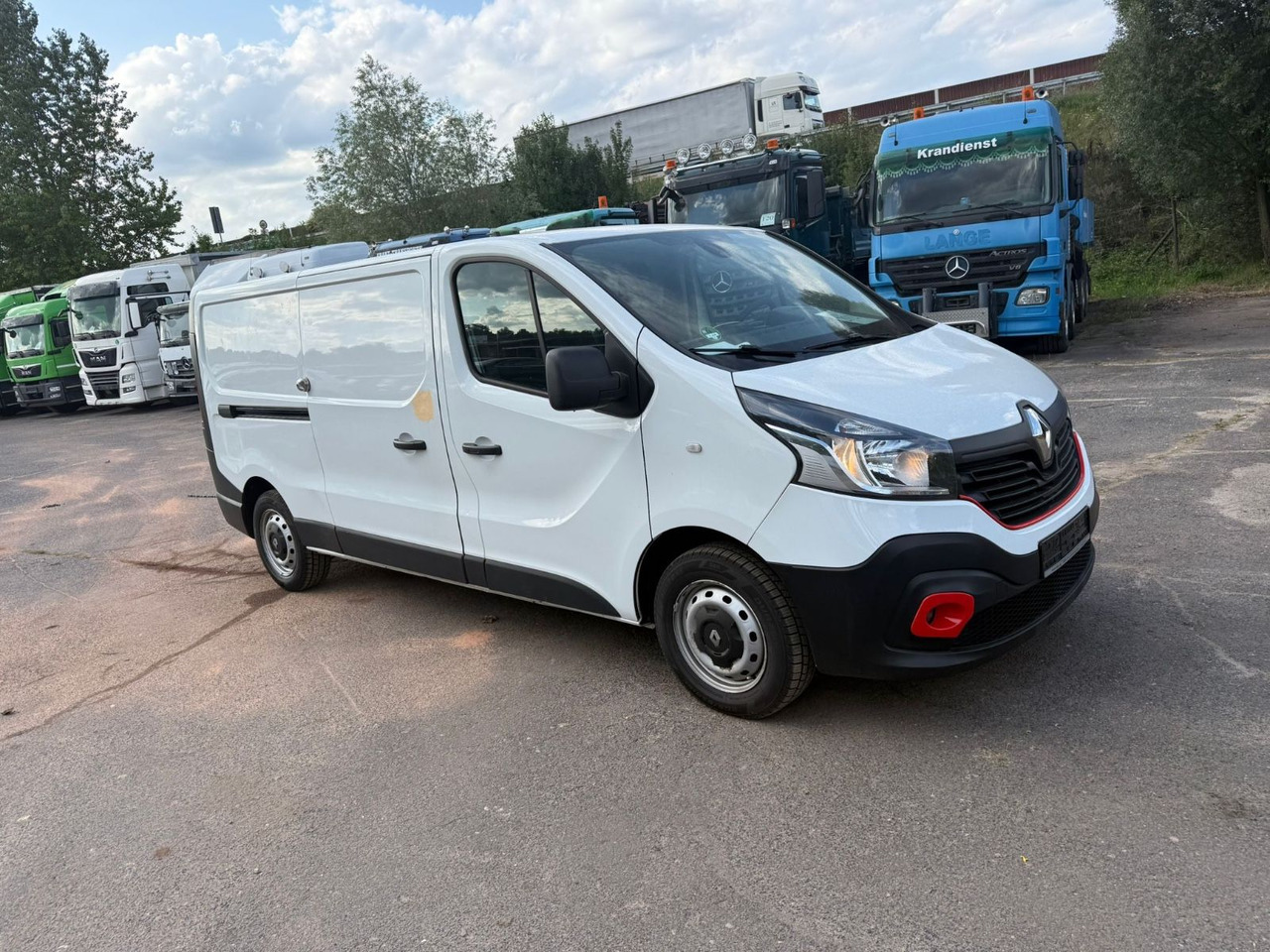 Renault Trafic Kasten L2H1 2,9t Komfort - Mikrobuss: pilt 2 Renault Trafic Kasten L2H1 2,9t Komfort - Mikrobuss: pilt 2