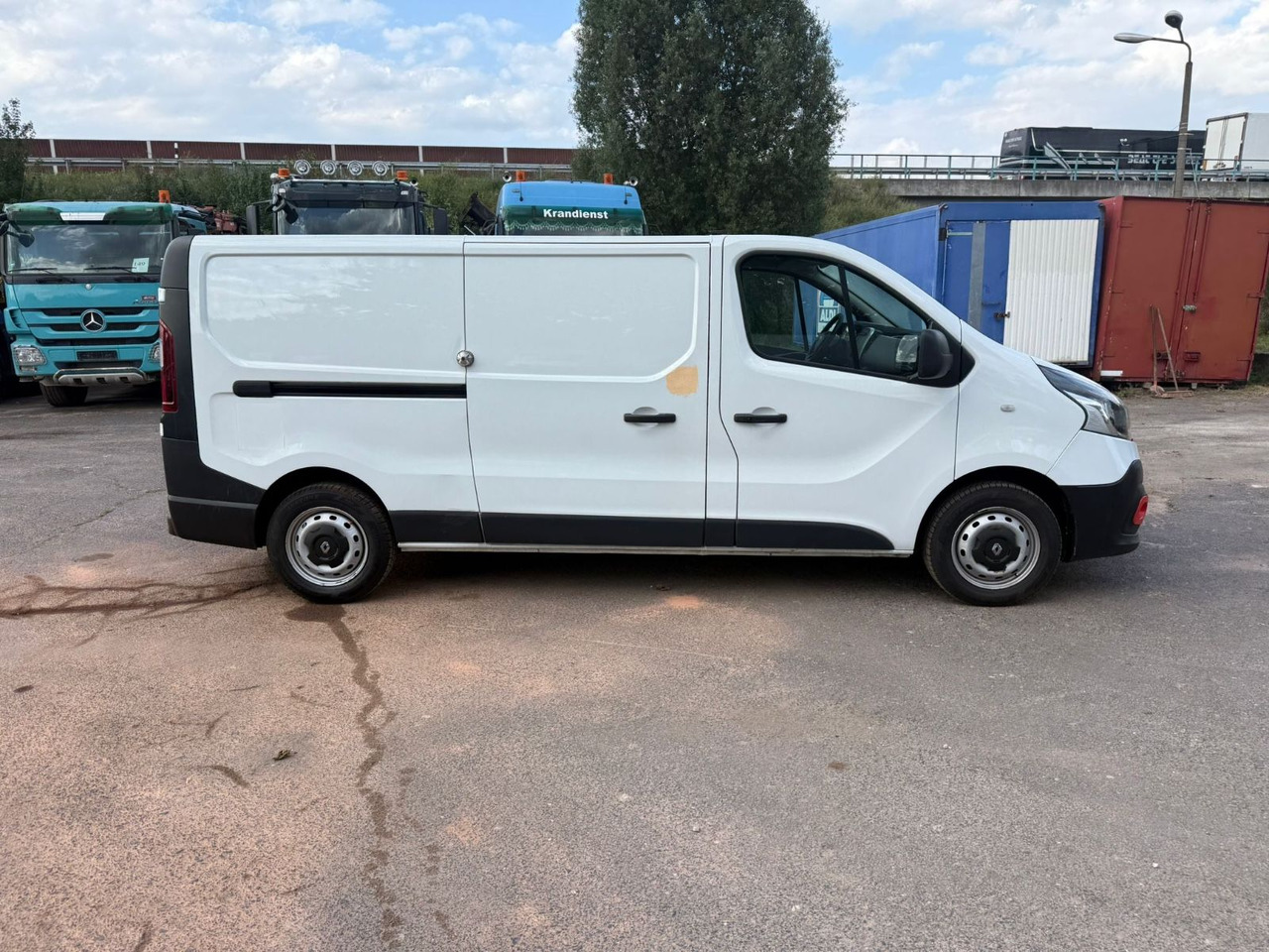 Renault Trafic Kasten L2H1 2,9t Komfort - Mikrobuss: pilt 5 Renault Trafic Kasten L2H1 2,9t Komfort - Mikrobuss: pilt 5