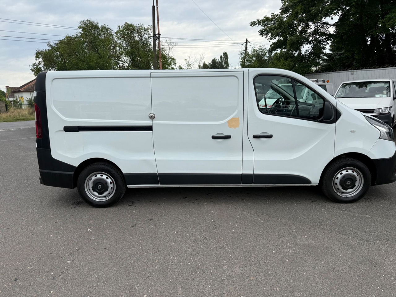 Renault Trafic Kasten . nur Export only Export !! - Väike kaubik: pilt 3 Renault Trafic Kasten . nur Export only Export !! - Väike kaubik: pilt 3