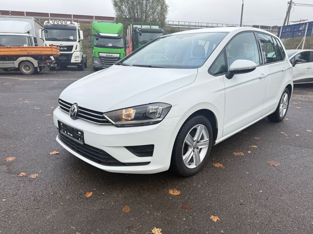 Volkswagen Golf Sportsvan VII Trendline - Sedaan: pilt 3 Volkswagen Golf Sportsvan VII Trendline - Sedaan: pilt 3