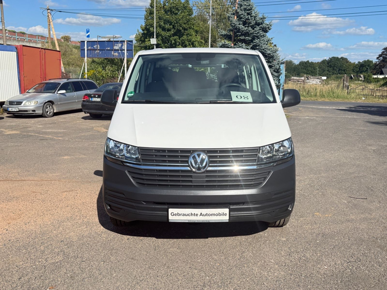 Volkswagen T6 Transporter Kombi lang 9 Sitzer - Mikrobuss: pilt 1 Volkswagen T6 Transporter Kombi lang 9 Sitzer - Mikrobuss: pilt 1