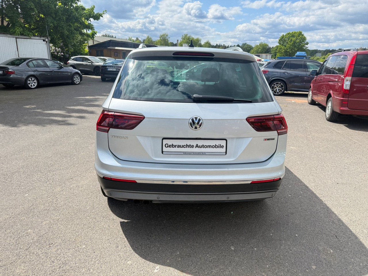 Volkswagen Tiguan Highline BMT/Start-Stopp 4Motion - Maastur: pilt 4 Volkswagen Tiguan Highline BMT/Start-Stopp 4Motion - Maastur: pilt 4