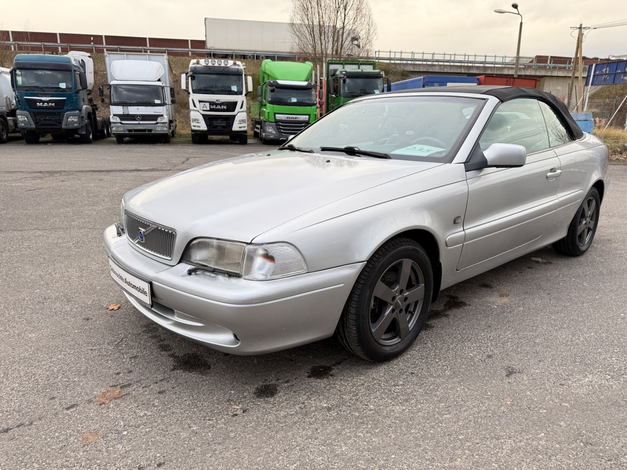 Volvo C70 Cabriolet 2.0 T Benzin / Flüssiggas - Auto: pilt 3 Volvo C70 Cabriolet 2.0 T Benzin / Flüssiggas - Auto: pilt 3