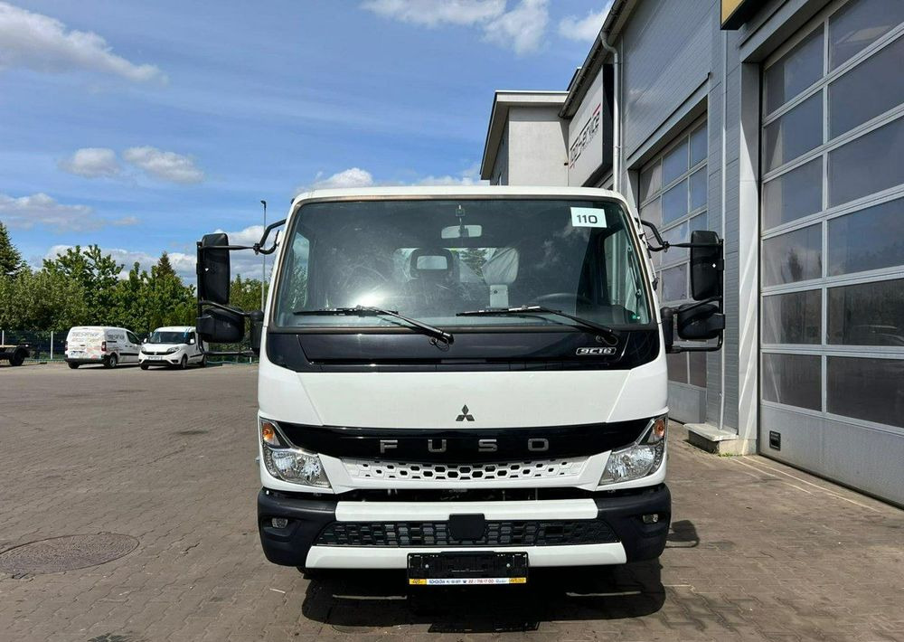 Mitsubishi Fuso - Konkstõstukiga veoauto: pilt 3 Mitsubishi Fuso - Konkstõstukiga veoauto: pilt 3
