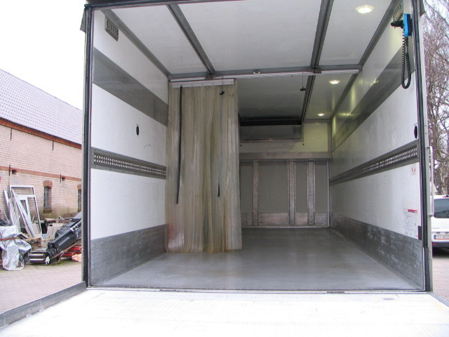 Mercedes-Benz Antos 1835 / Kühlkoffer / Thermoking T-600R / LBW - Külmutiga veoauto: pilt 4 Mercedes-Benz Antos 1835 / Kühlkoffer / Thermoking T-600R / LBW - Külmutiga veoauto: pilt 4