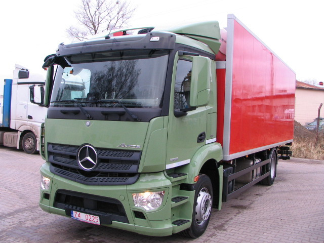 Mercedes-Benz Antos 1835 / Kühlkoffer / Thermoking T-600R / LBW - Külmutiga veoauto: pilt 2 Mercedes-Benz Antos 1835 / Kühlkoffer / Thermoking T-600R / LBW - Külmutiga veoauto: pilt 2