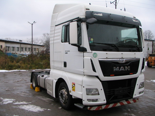 MAN TGX 18.480 / LOW DECK / ENGINE DAMAGE. - Sadulveok: pilt 1 MAN TGX 18.480 / LOW DECK / ENGINE DAMAGE. - Sadulveok: pilt 1