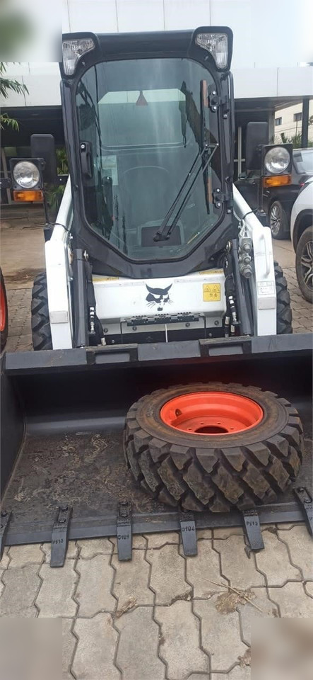 BOBCAT S450 - Kompaktlaadur: pilt 4 BOBCAT S450 - Kompaktlaadur: pilt 4