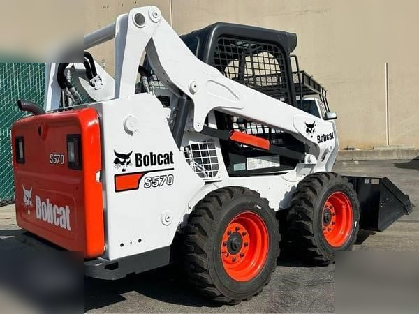 BOBCAT S590 - Kompaktlaadur: pilt 2 BOBCAT S590 - Kompaktlaadur: pilt 2