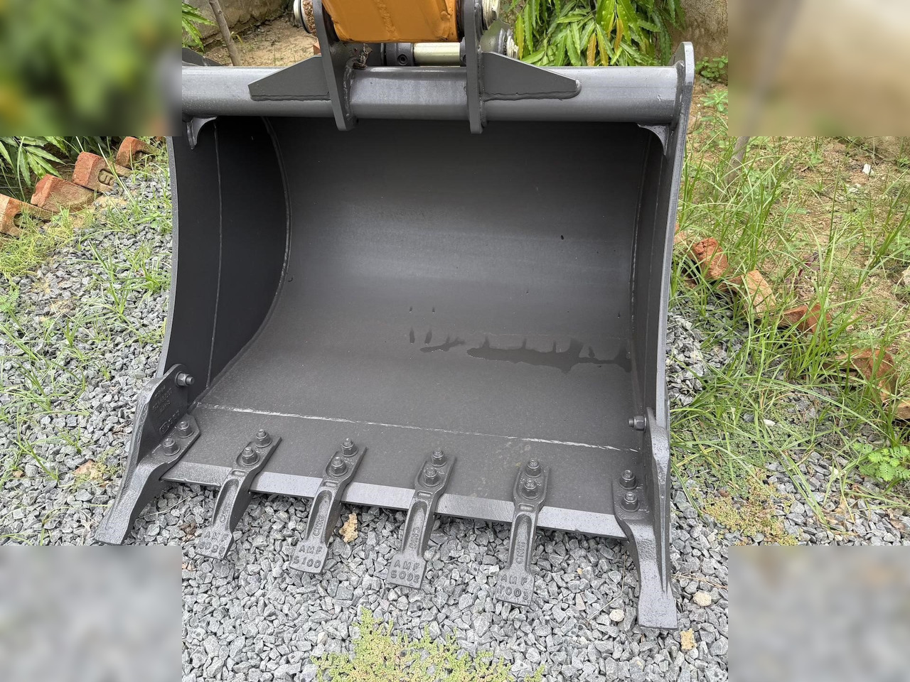 Uus Ekskavaator-laadur CASE 851NX CP: pilt 17