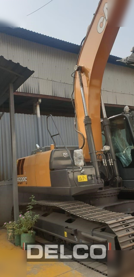 CASE CX220C LC - Lintekskavaator: pilt 5 CASE CX220C LC - Lintekskavaator: pilt 5