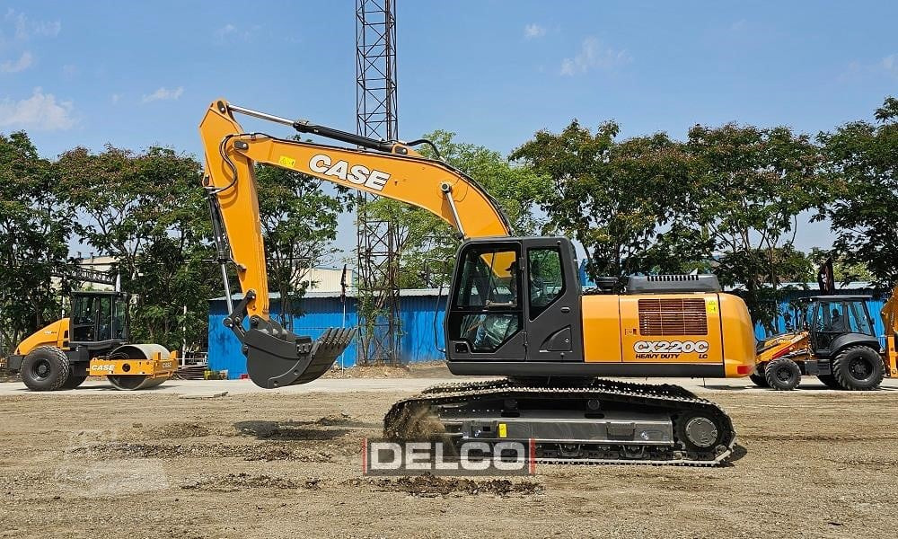 CASE CX220C LC - Lintekskavaator: pilt 1 CASE CX220C LC - Lintekskavaator: pilt 1