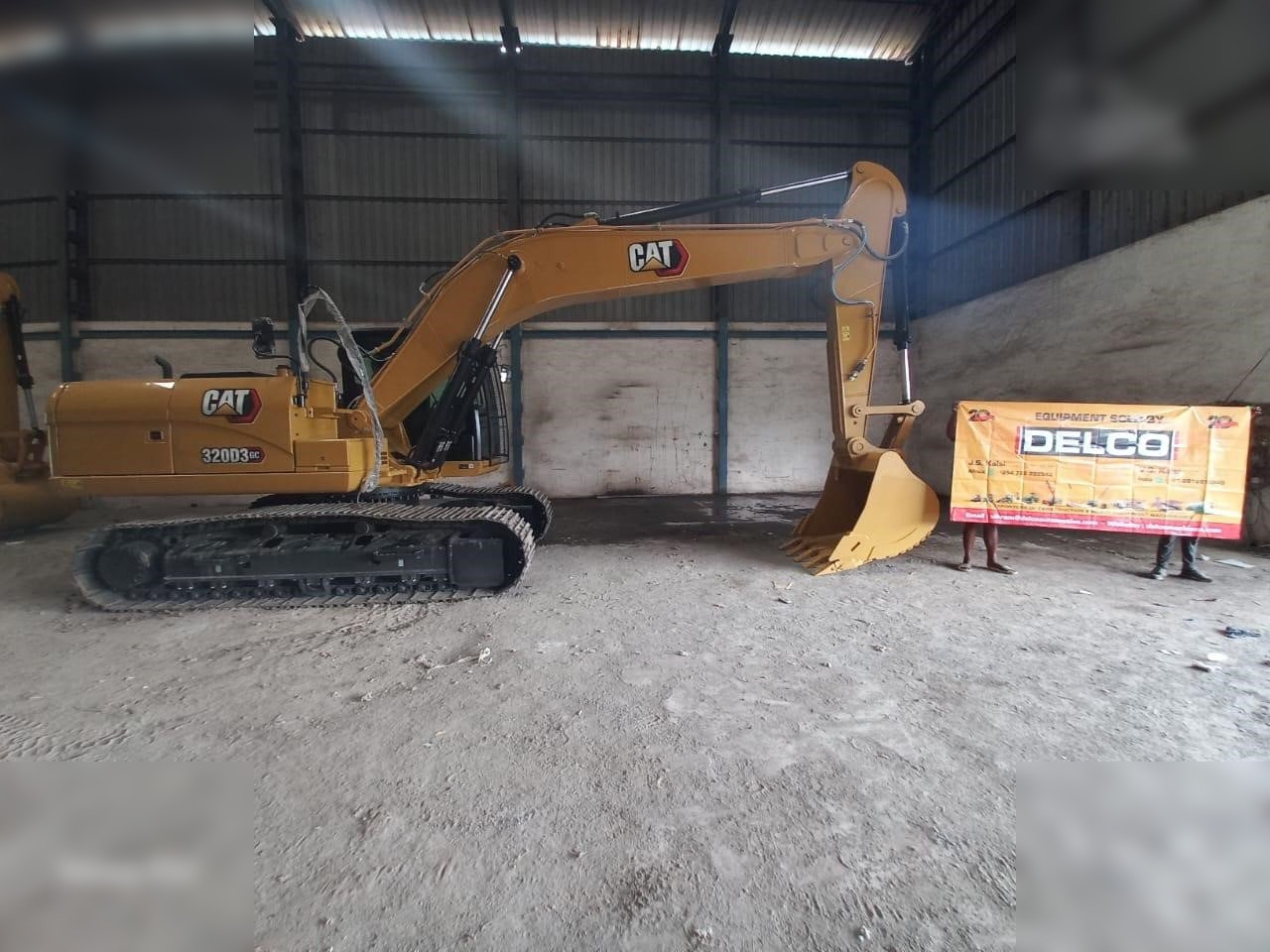 Uus Lintekskavaator CATERPILLAR 320D3GC: pilt 9