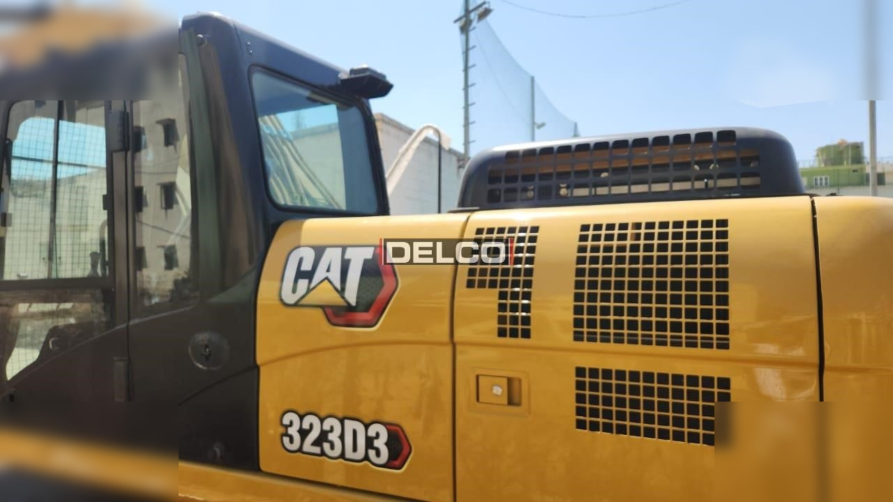 CATERPILLAR 323D3 - Lintekskavaator: pilt 5 CATERPILLAR 323D3 - Lintekskavaator: pilt 5