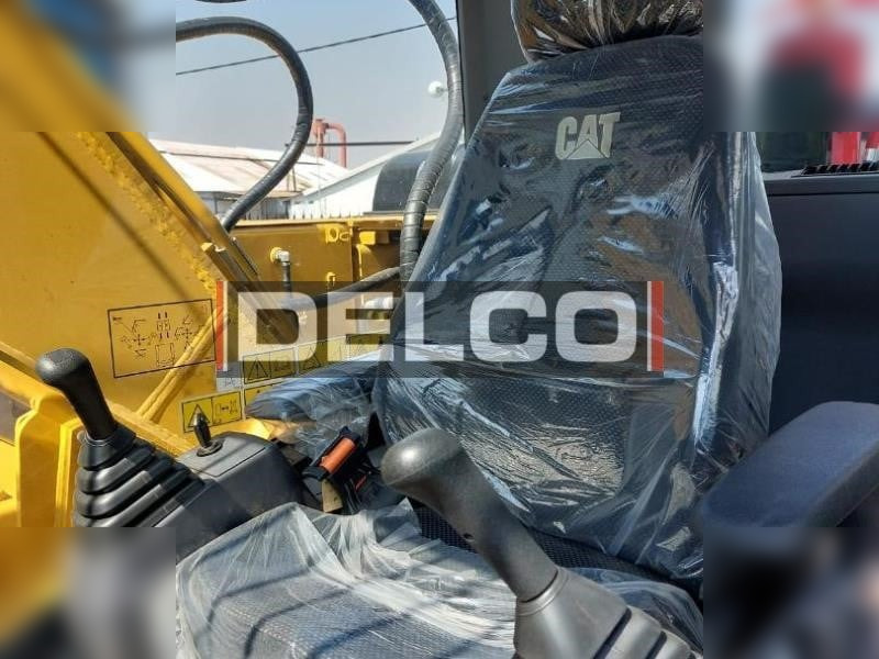 CATERPILLAR 323D3 - Lintekskavaator: pilt 4 CATERPILLAR 323D3 - Lintekskavaator: pilt 4