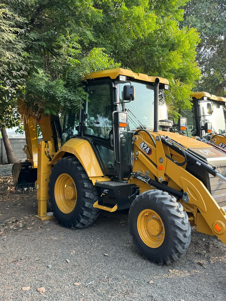 CATERPILLAR 424 - Ekskavaator-laadur: pilt 4 CATERPILLAR 424 - Ekskavaator-laadur: pilt 4