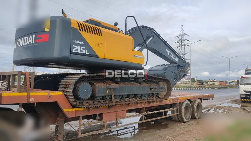 HYUNDAI ROBEX 215 SMART PLUS - Lintekskavaator: pilt 4 HYUNDAI ROBEX 215 SMART PLUS - Lintekskavaator: pilt 4