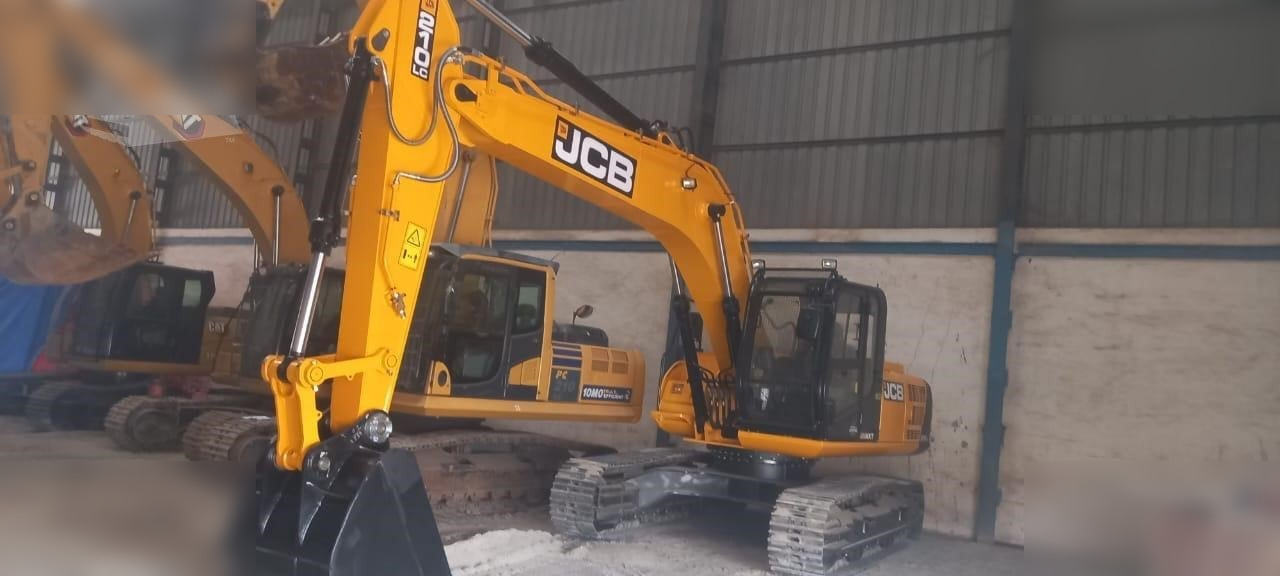 JCB JS210 LC - Lintekskavaator: pilt 1 JCB JS210 LC - Lintekskavaator: pilt 1