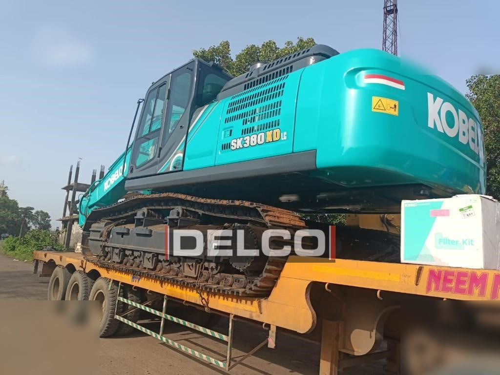 KOBELCO SK380XD LC-10 - Lintekskavaator: pilt 3 KOBELCO SK380XD LC-10 - Lintekskavaator: pilt 3