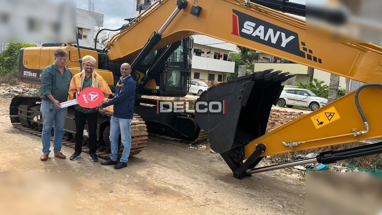 SANY SY215C-9LC - Lintekskavaator: pilt 2 SANY SY215C-9LC - Lintekskavaator: pilt 2