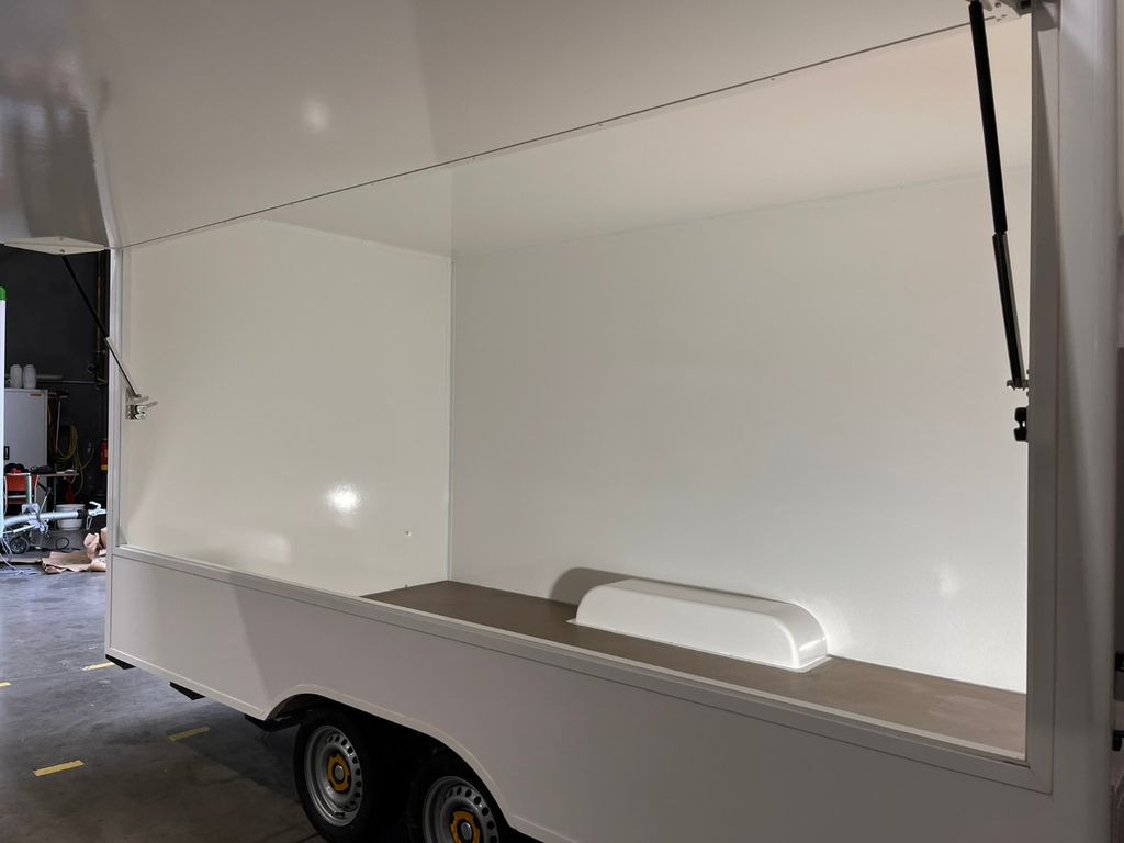 Esselmann Sandwich Anhänger Karello 4.2 Esselmann Sandwich Anhänger Karello 4.2 - Toitlustus haagis: pilt 4 Esselmann Sandwich Anhänger Karello 4.2 Esselmann Sandwich Anhänger Karello 4.2 - Toitlustus haagis: pilt 4