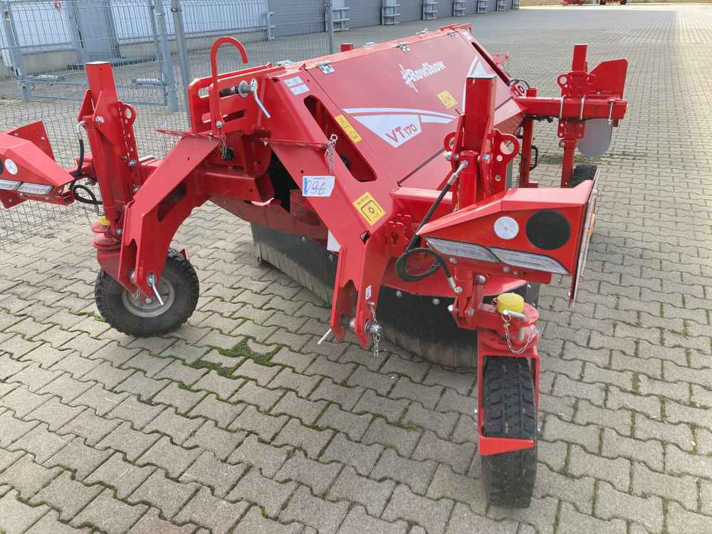 Grimme VT 170 - Viinamarjavõtumasin: pilt 3 Grimme VT 170 - Viinamarjavõtumasin: pilt 3