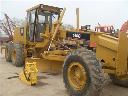 CAT 140 G - Teehöövel: pilt 1 CAT 140 G - Teehöövel: pilt 1