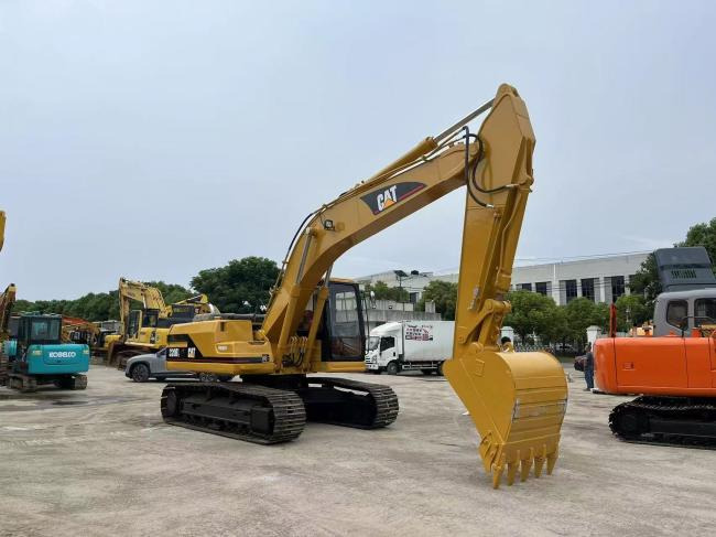 CAT 320BL - Lintekskavaator: pilt 5 CAT 320BL - Lintekskavaator: pilt 5