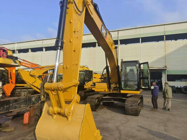 CAT 320GC - Lintekskavaator: pilt 4 CAT 320GC - Lintekskavaator: pilt 4