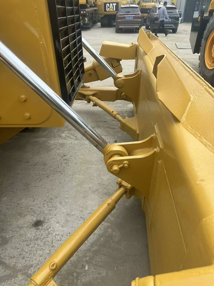 CAT D6G - Buldooser: pilt 3 CAT D6G - Buldooser: pilt 3