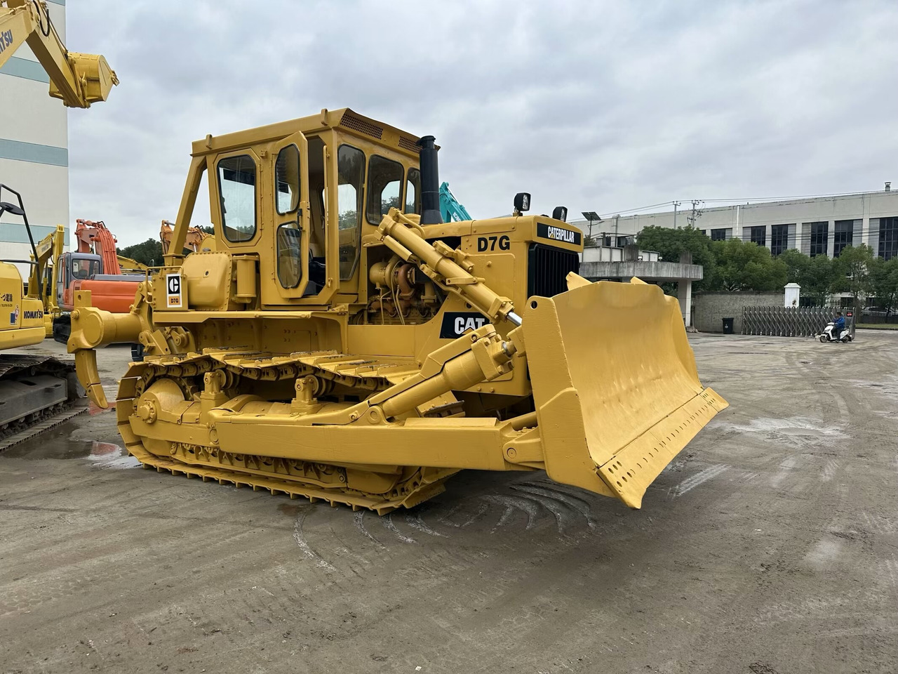 CAT D7G - Buldooser: pilt 1 CAT D7G - Buldooser: pilt 1