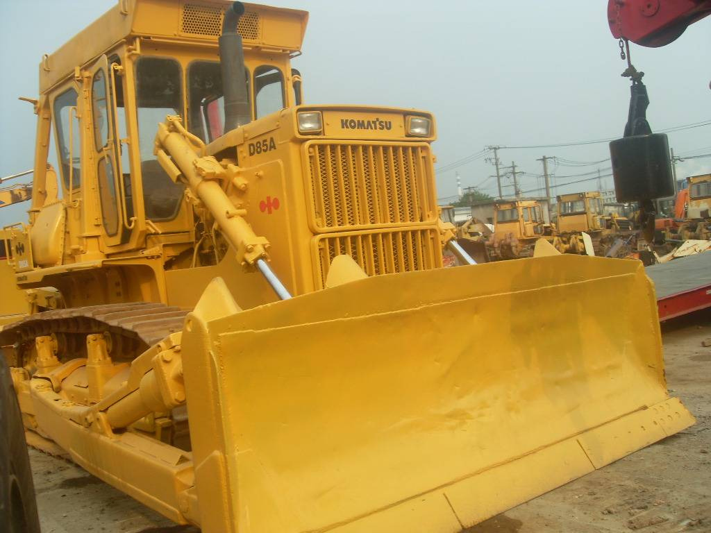 Komatsu D 85 A - Buldooser: pilt 1 Komatsu D 85 A - Buldooser: pilt 1