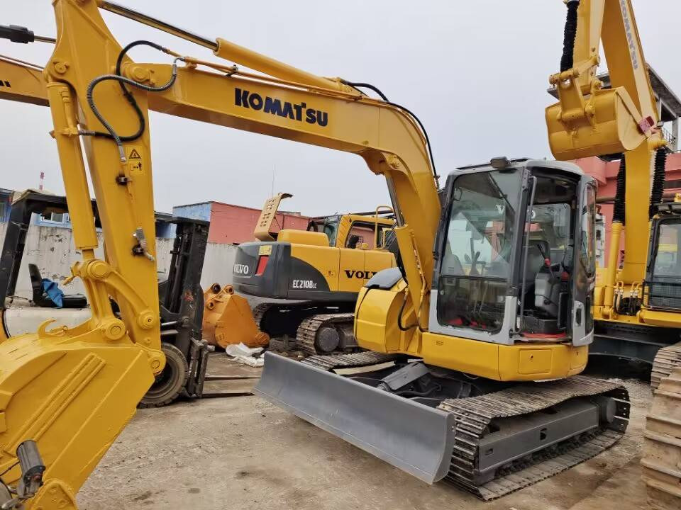 Komatsu PC78US - Miniekskavaator: pilt 1 Komatsu PC78US - Miniekskavaator: pilt 1