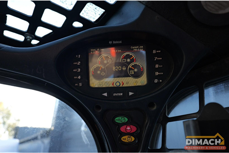 Laadur Bobcat T870 Bobcat T870 skidsteer on tracks - high flow - airco - high flow - TOP!!: pilt 18 Laadur Bobcat T870 Bobcat T870 skidsteer on tracks - high flow - airco - high flow - TOP!!: pilt 18