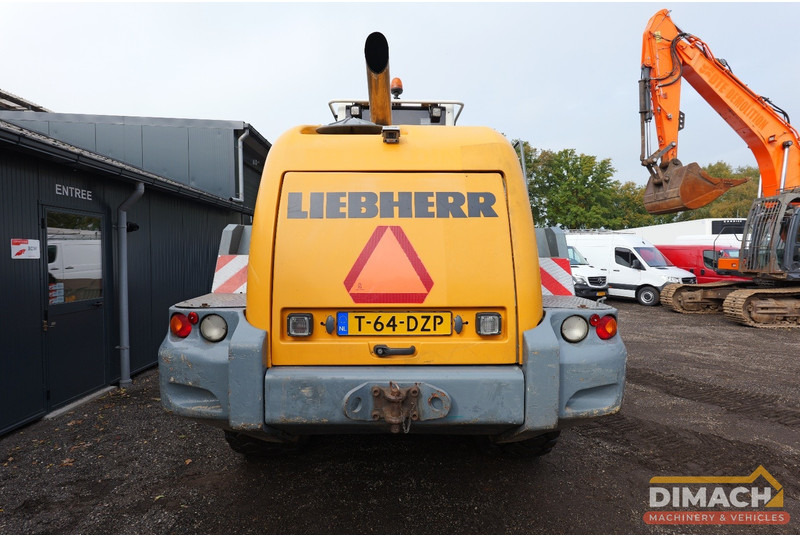 Liebherr L556 Like new!! Airco, quick coupler, skeleton bucket with teeths - Laadur: pilt 3 Liebherr L556 Like new!! Airco, quick coupler, skeleton bucket with teeths - Laadur: pilt 3
