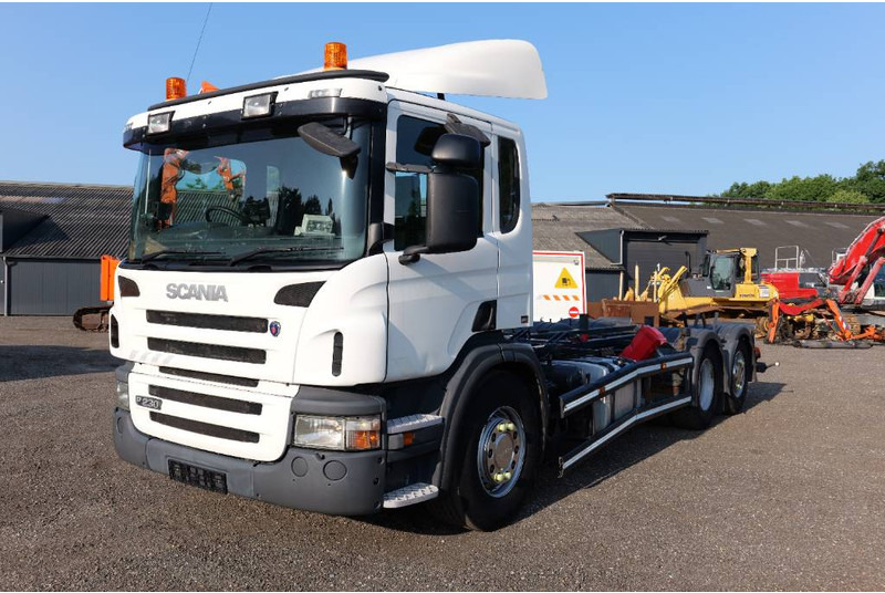 Scania P 230 Euro 5 6x2*4 TOP!! Retarder right hand steer - Kabiinišassiiga veoauto: pilt 1 Scania P 230 Euro 5 6x2*4 TOP!! Retarder right hand steer - Kabiinišassiiga veoauto: pilt 1