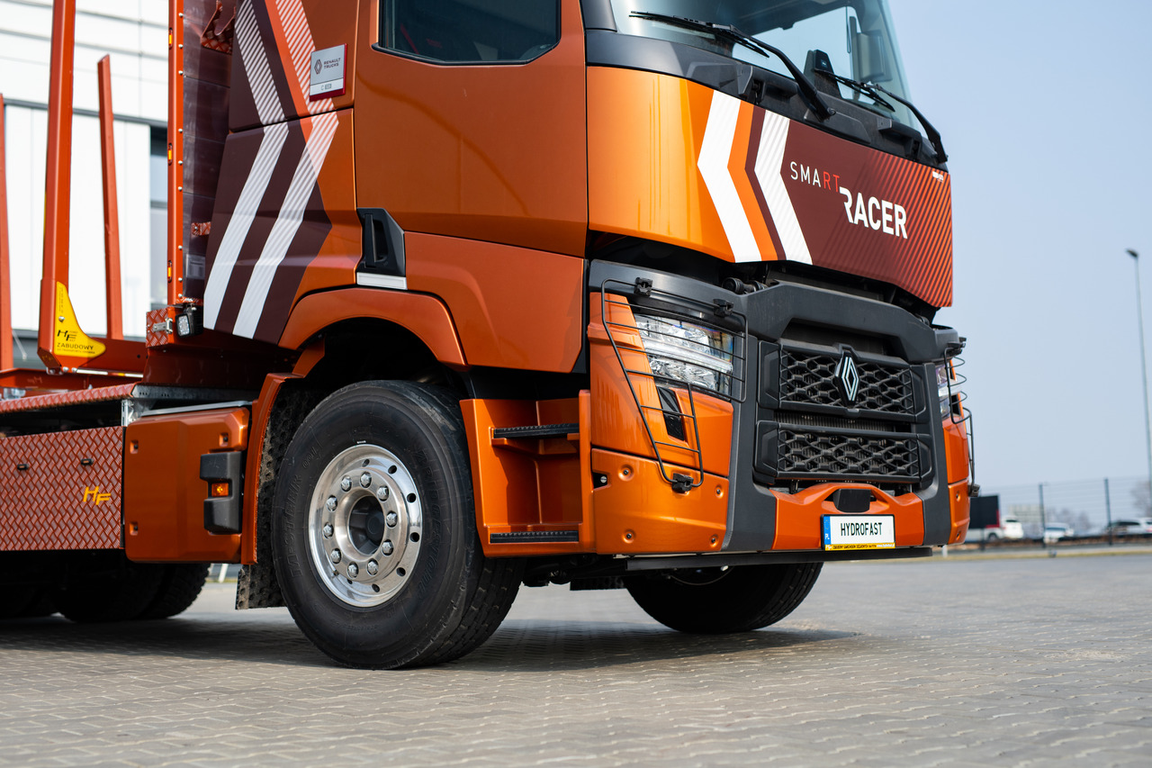 RENAULT TRUCKS C P6X4 Loglift 125 Z 93 C P6X4 Loglift + 125 Z 93 - Metsaveok, Elektriveok: pilt 2 RENAULT TRUCKS C P6X4 Loglift 125 Z 93 C P6X4 Loglift + 125 Z 93 - Metsaveok, Elektriveok: pilt 2