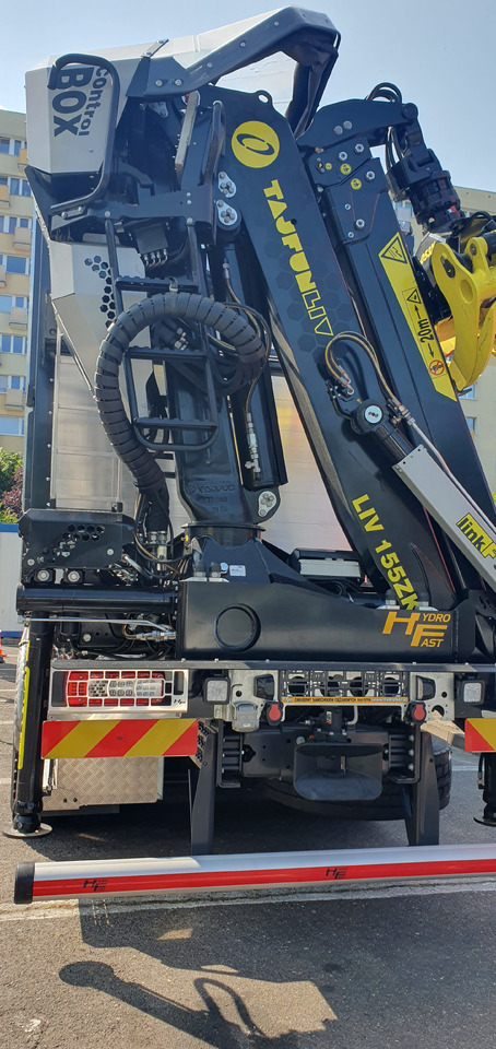 RENAULT TRUCKS CP6x4 Renault zabudowa do biomasy z żyurawiem Tajfun L155ZK/ Renault Biomass body with crane Tajfun L155ZK/ Renault Biomasse-Aufbau mit Kran Tajfun L155ZK - Metsaveok: pilt 3 RENAULT TRUCKS CP6x4 Renault zabudowa do biomasy z żyurawiem Tajfun L155ZK/ Renault Biomass body with crane Tajfun L155ZK/ Renault Biomasse-Aufbau mit Kran Tajfun L155ZK - Metsaveok: pilt 3