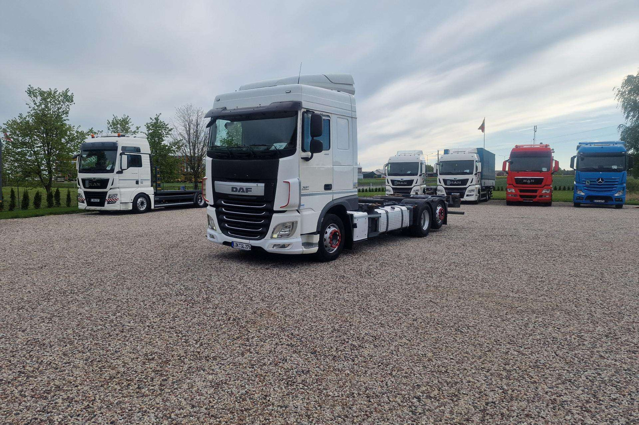 DAF XF 460 - Konteinerveduk/ Tõstukiga veoauto: pilt 4 DAF XF 460 - Konteinerveduk/ Tõstukiga veoauto: pilt 4
