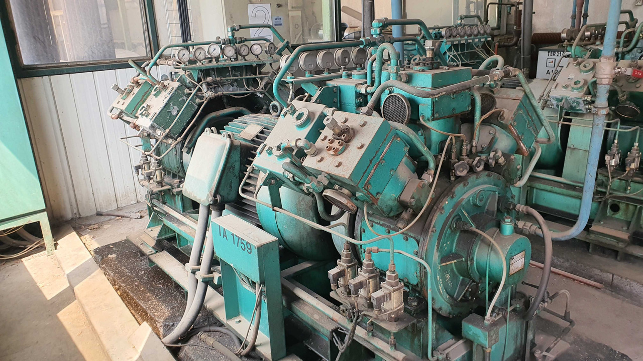 NK-JLM Neuenhauser kompresor sprężarka 43 bar 154m3/h 41kW - Õhukompressor: pilt 1 NK-JLM Neuenhauser kompresor sprężarka 43 bar 154m3/h 41kW - Õhukompressor: pilt 1