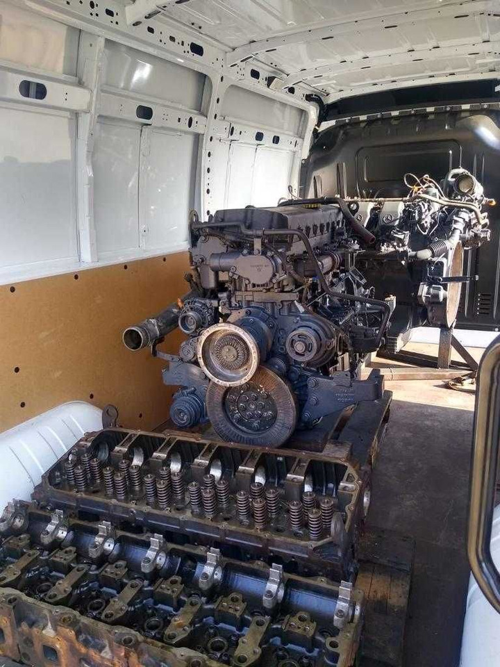 Silnik Iveco Cursor 13 CASE NEW HOLLAND CNH E5 EURO5 - Mootor - Veoauto: pilt 1 Silnik Iveco Cursor 13 CASE NEW HOLLAND CNH E5 EURO5 - Mootor - Veoauto: pilt 1
