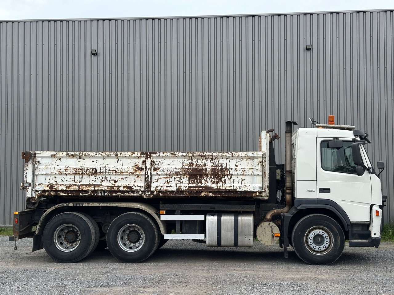 Volvo FM 420 - Konkstõstukiga veoauto: pilt 2 Volvo FM 420 - Konkstõstukiga veoauto: pilt 2