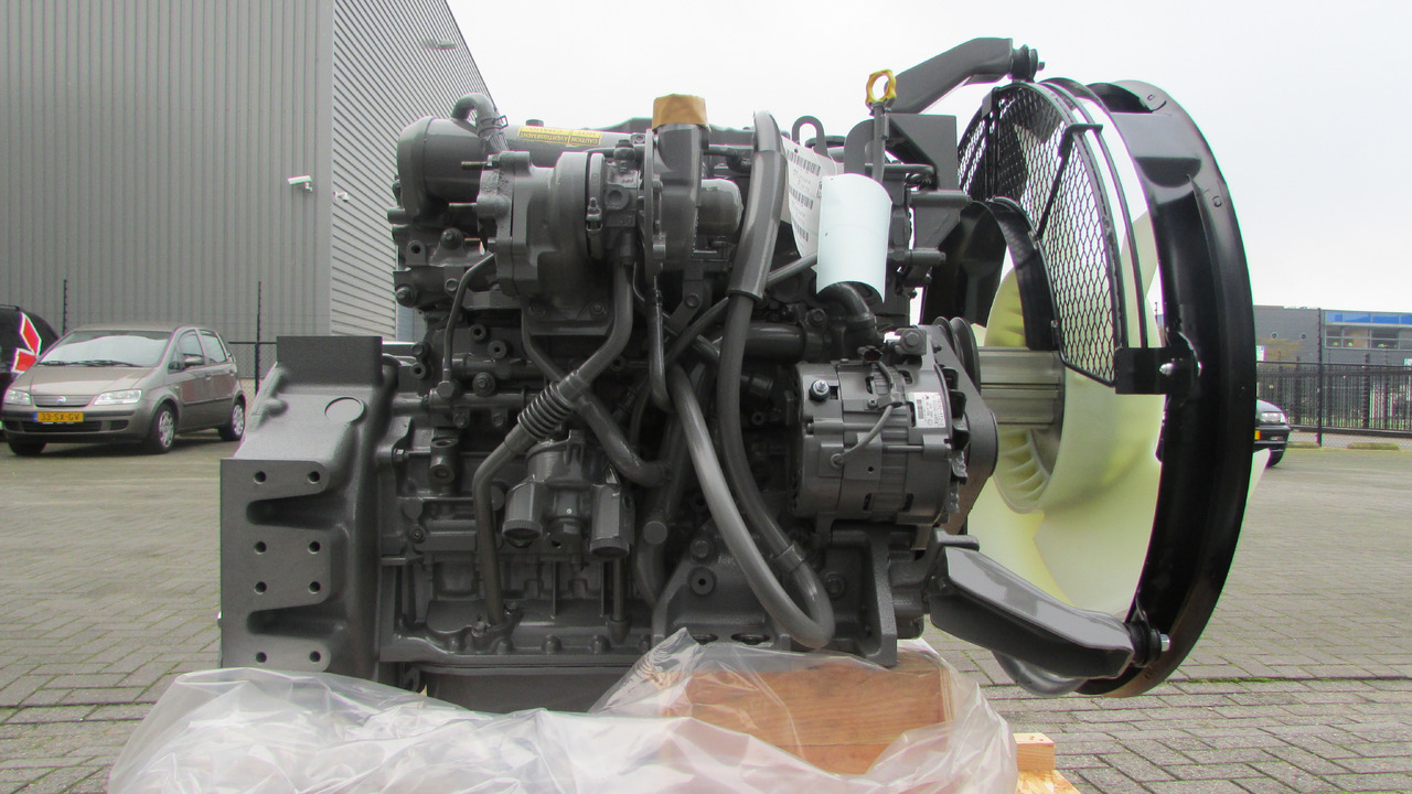Isuzu 4JJ1XYSA-01 - Mootor - Ekskavaator: pilt 3 Isuzu 4JJ1XYSA-01 - Mootor - Ekskavaator: pilt 3