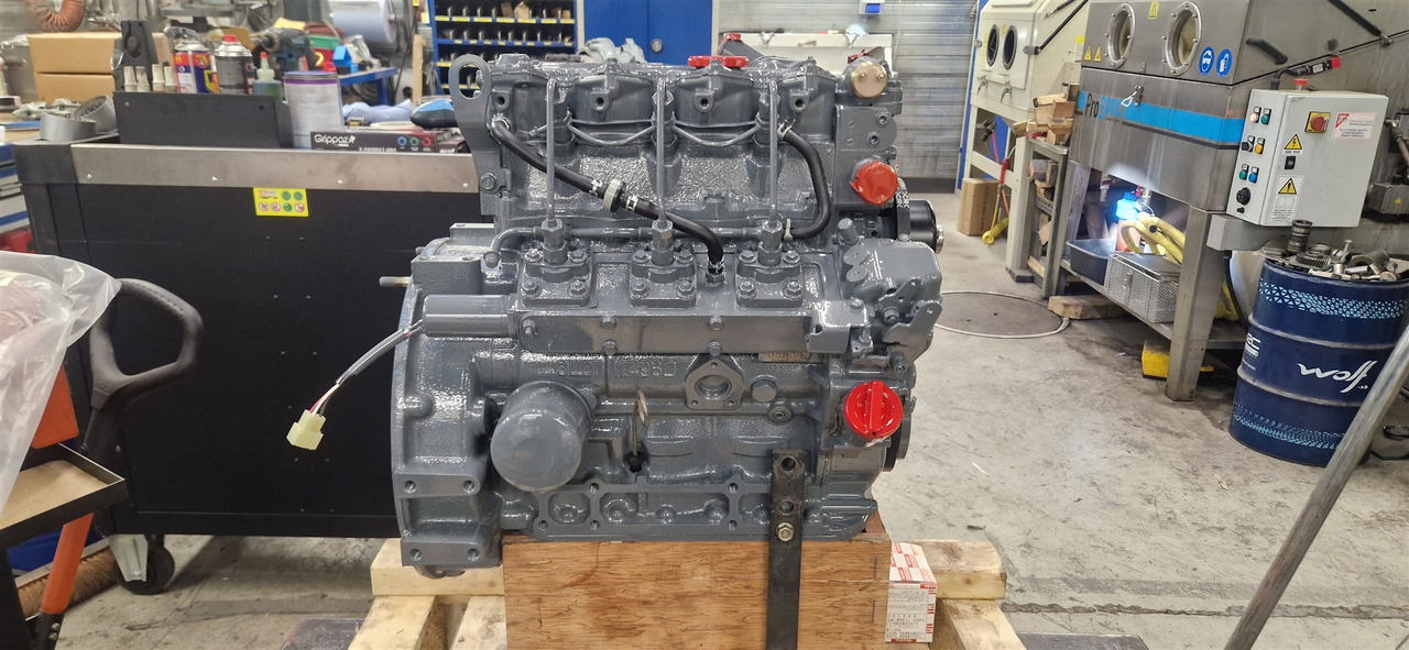 Isuzu RECON 3LD1 PA01 - Mootor - Ekskavaator: pilt 3 Isuzu RECON 3LD1 PA01 - Mootor - Ekskavaator: pilt 3