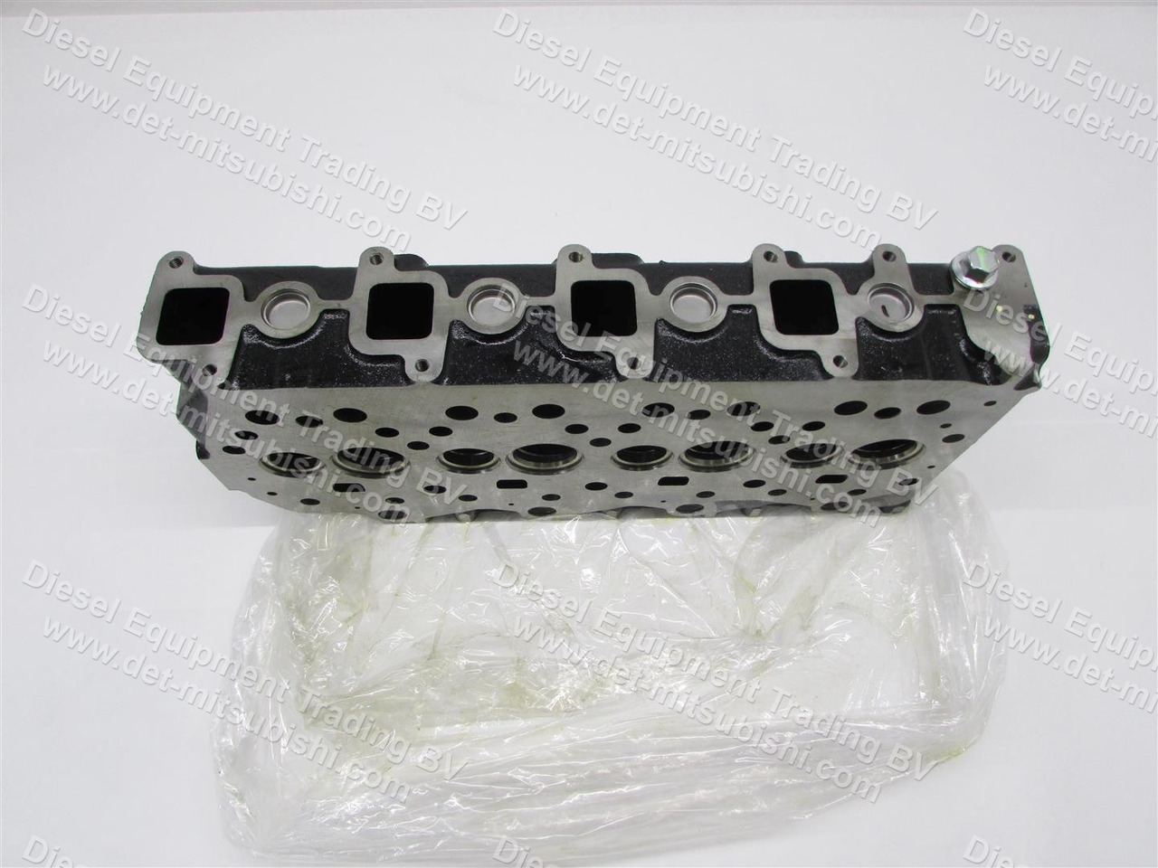 MITSUBISHI HEAD ASM; CYLINDER S4S INDIRECT (W/O VALVES) - Mootori pea - Tööstusmasin: pilt 3 MITSUBISHI HEAD ASM; CYLINDER S4S INDIRECT (W/O VALVES) - Mootori pea - Tööstusmasin: pilt 3
