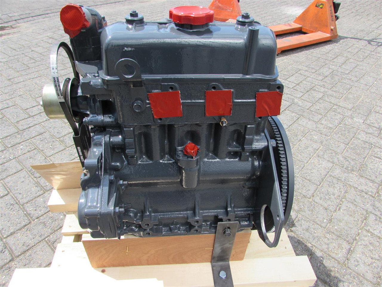 Mitsubishi RECON K3D - Mootor - Laadur: pilt 3 Mitsubishi RECON K3D - Mootor - Laadur: pilt 3