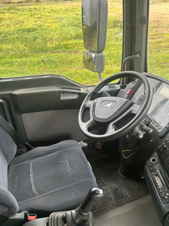 MAN TGA 26.310 - Tent veoauto: pilt 3 MAN TGA 26.310 - Tent veoauto: pilt 3