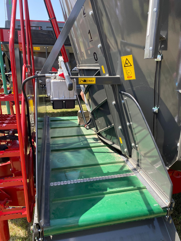 Ando Tech Futtermischwagen / Feed mixer / Melangeuse / Carro di alimentazione / Remolque alimentador / Кормораздатчик / Wóz paszowy T-REX 24 m3 - Söödasegamisvanker: pilt 5 Ando Tech Futtermischwagen / Feed mixer / Melangeuse / Carro di alimentazione / Remolque alimentador / Кормораздатчик / Wóz paszowy T-REX 24 m3 - Söödasegamisvanker: pilt 5
