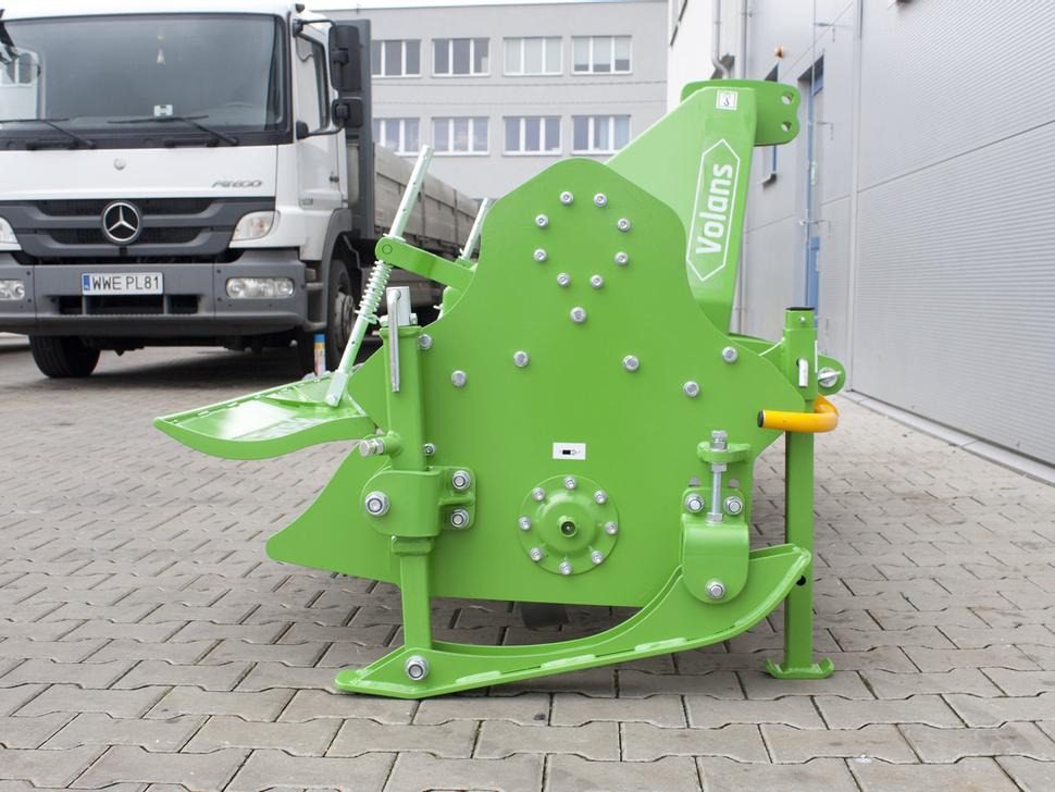 Bomet Bodenfräsen / Rotary tiller / Rotavator / Vangatrice / Desgarrador / Роторный культиватор / Glebogryzarka 3 m - Mullafrees: pilt 4 Bomet Bodenfräsen / Rotary tiller / Rotavator / Vangatrice / Desgarrador / Роторный культиватор / Glebogryzarka 3 m - Mullafrees: pilt 4